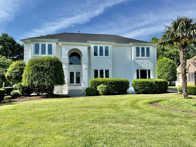 JUST REDUCED! Fabulous 5-Bedroom POOL Hom... - JUST REDUCED!  Fabulous 5-Bedroom POOL Hom... House