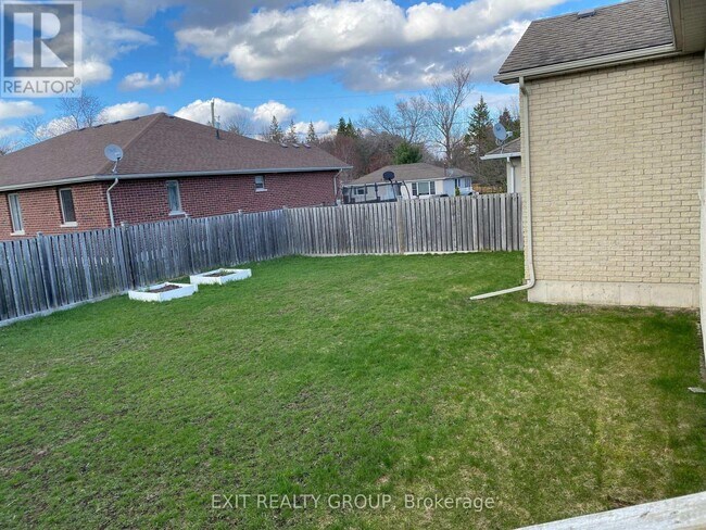 Photo - 18100 Telephone Rd