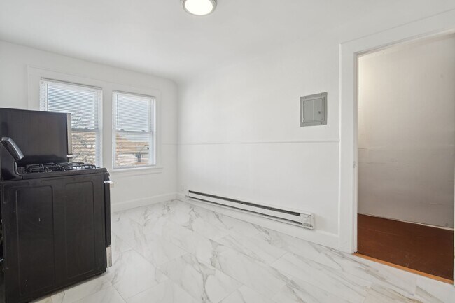 Photo - 403 Abington Ave