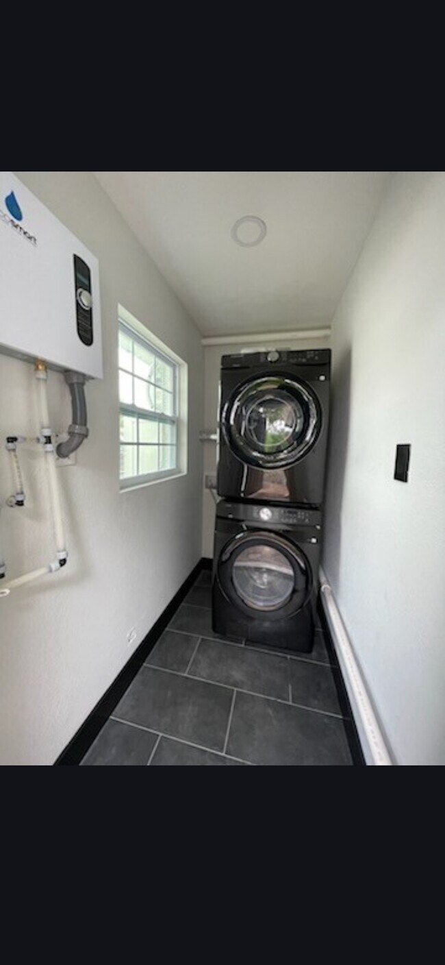 Photo - 7009 Kingsbury Cir Unidad Hard Rock Studio Apartmen