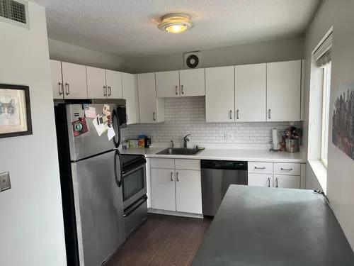 Photo - 1 bedroom in Chicago IL 60610 Unit 610