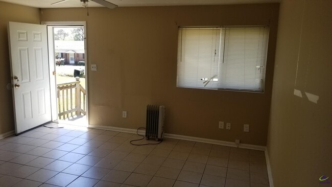 Photo - 134 Garland Terrace
