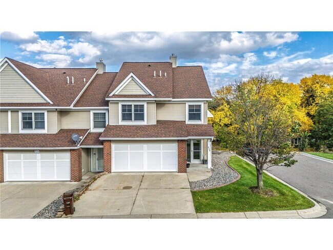 Photo - 926 Ramsey St