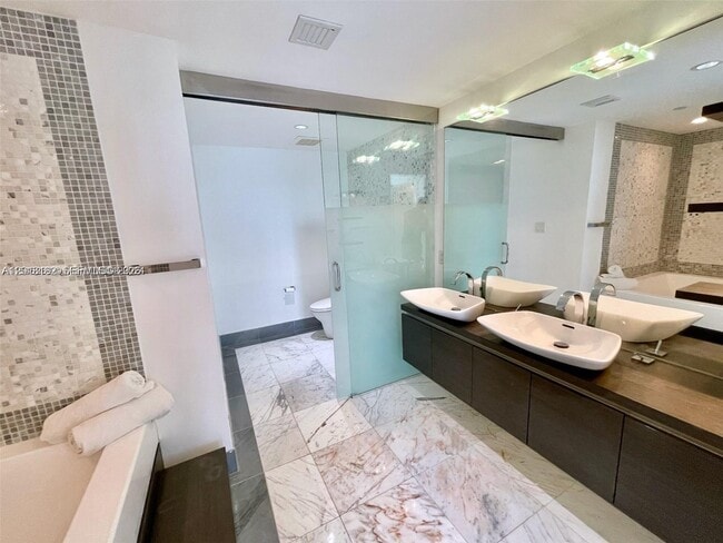 Photo - 200 Biscayne Blvd Way Unit 3110