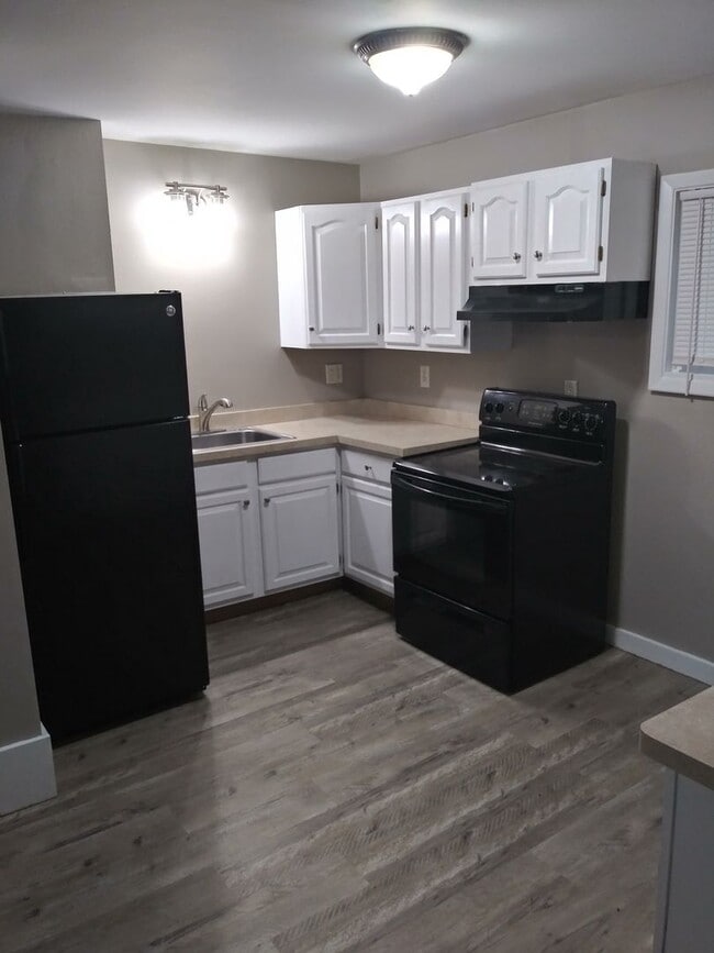 Photo - 769 Meigs St Apartment Unit 002