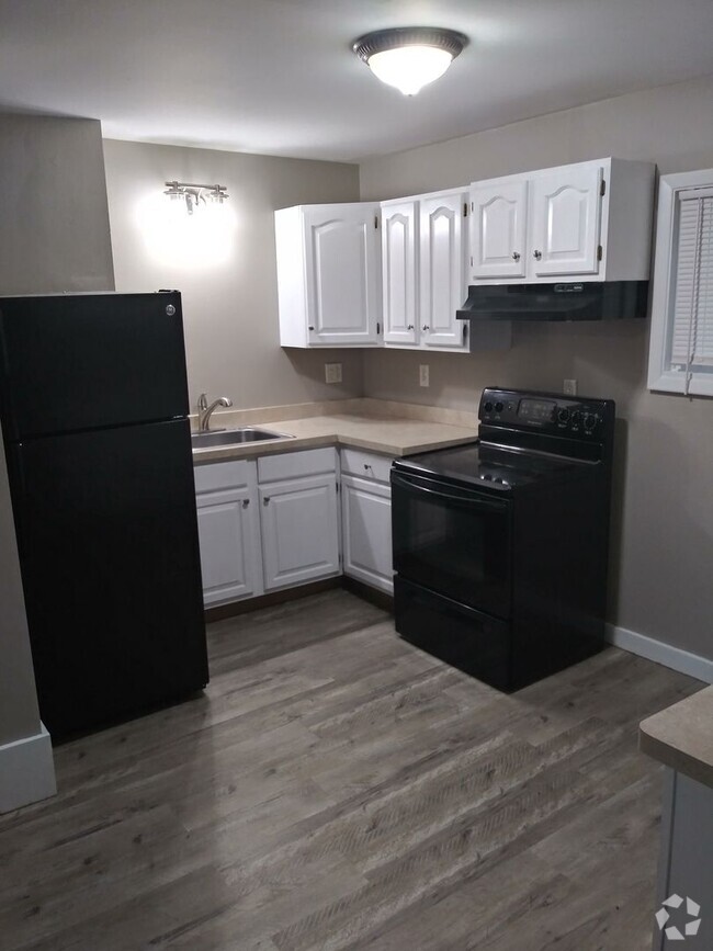 Building Photo - 769 Meigs St Unit 002 Rental