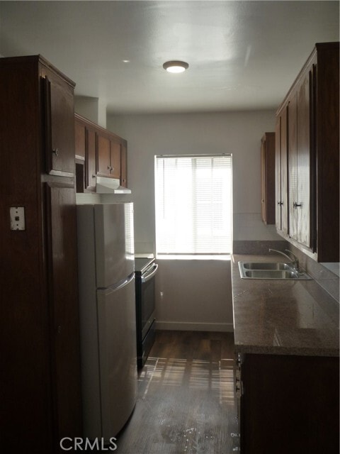 Photo - 2919 W 235th St