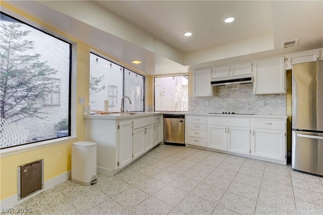 Photo - 2204 Plaza Del Robles
