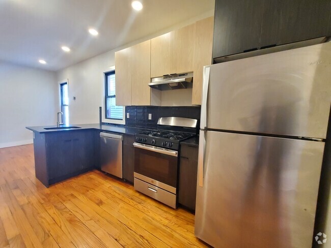 Building Photo - 154 Boyd Ave Unit 2A Rental
