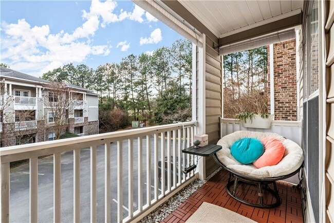 Photo - 2700 Pine Tree Rd NE Unidad 1115
