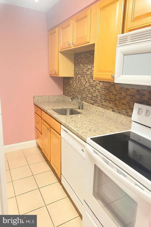 Photo - 5909 Prince James Dr Unit D