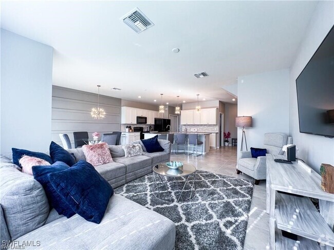 Building Photo - 12617 Laurel Cove Dr Rental