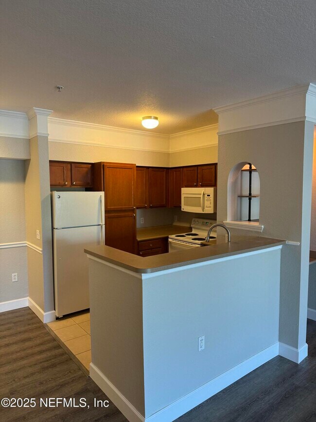 Building Photo - 8550 Touchton Rd Unit 1723