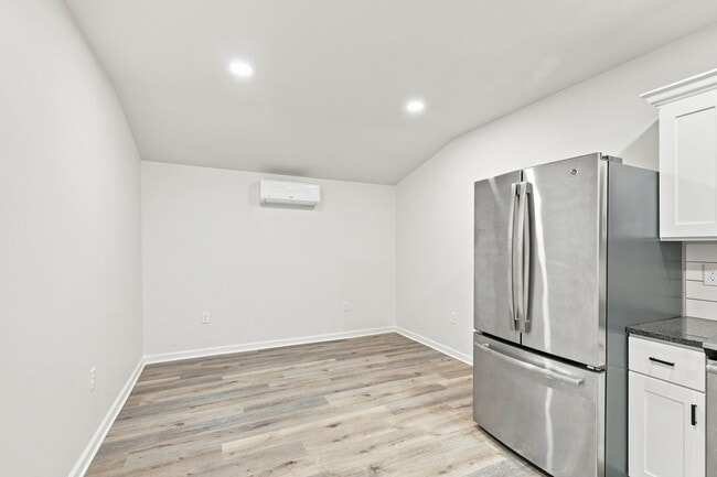 Photo - 1890 Water St Unit Apt 1