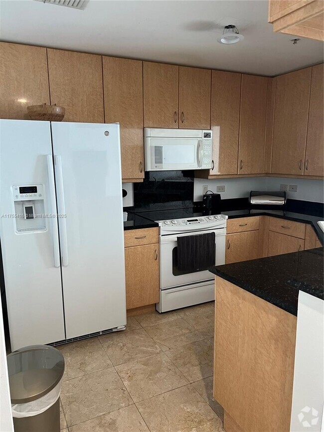 Building Photo - 801 Brickell Key Blvd Rental