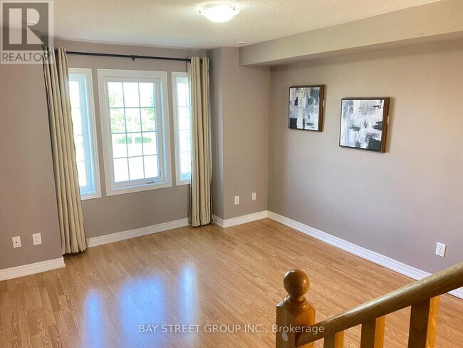 Photo - 9996 McCowan Rd