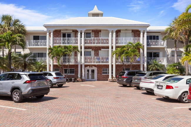 Photo - 1198 Hillsboro Mile Condo Unit 126