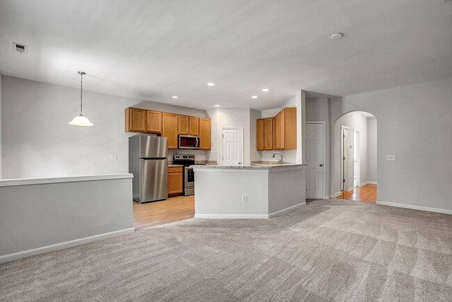 Photo - BEAUTIFUL TOWNHOUSE WITH COMMUNITY POOL