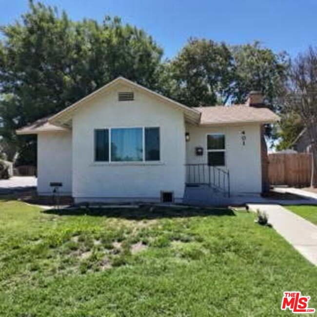 Photo - 401 Cypress St