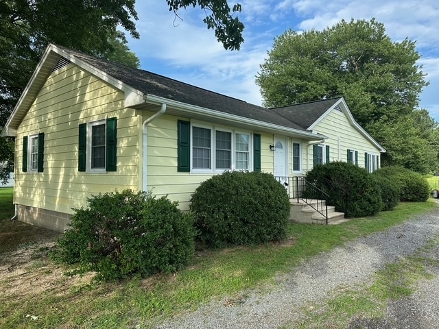 Building Photo - 3844 Little Mastens Corner Rd Rental