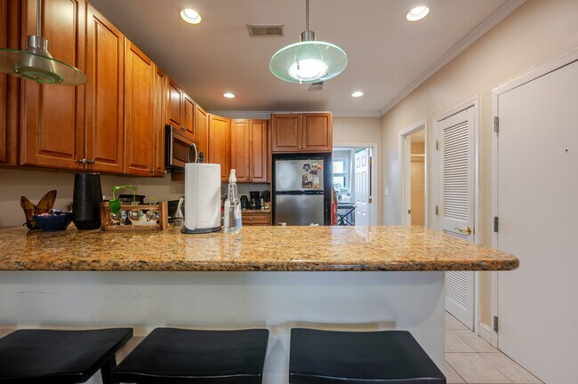 Photo - 1006 N St NW Unit 4