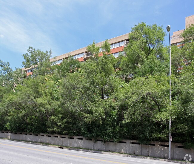 Photo - Santa Fe Condominiums