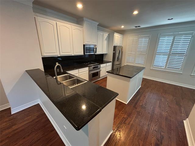 Photo - 2818 State St