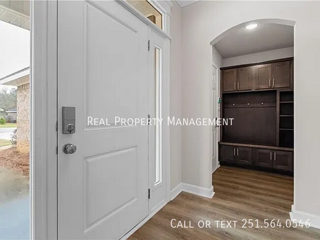 Photo - 682 Begeman Rd