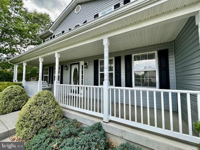 Photo - 700 S Lakeview Dr