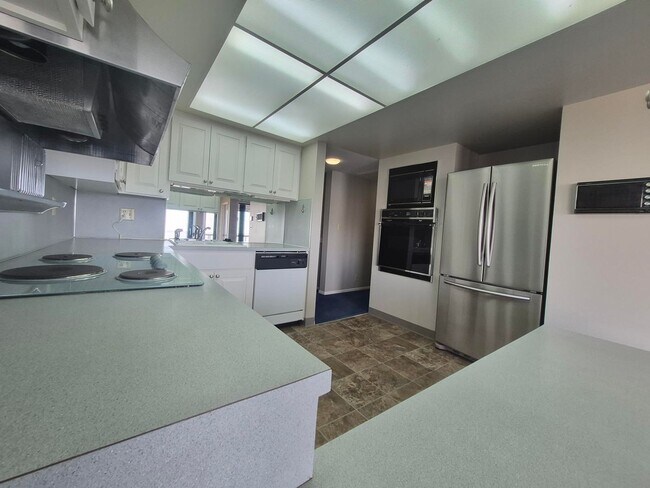 Photo - Spacious 2 Bedroom Condo for Rent in the Fairhaven Neighborhood Unit 306