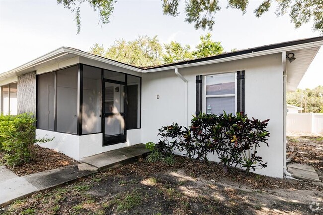 Building Photo - 2218 Leo Dr Rental