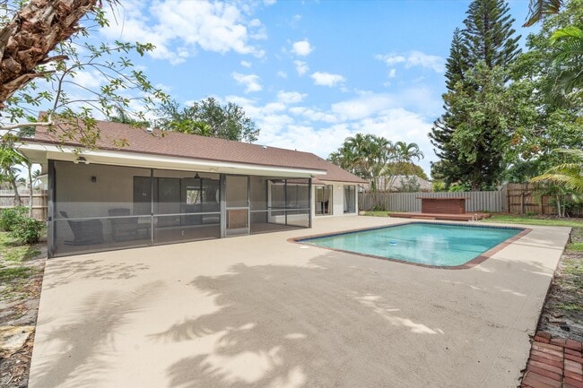 Building Photo - 1394 Gallinule Cir Rental