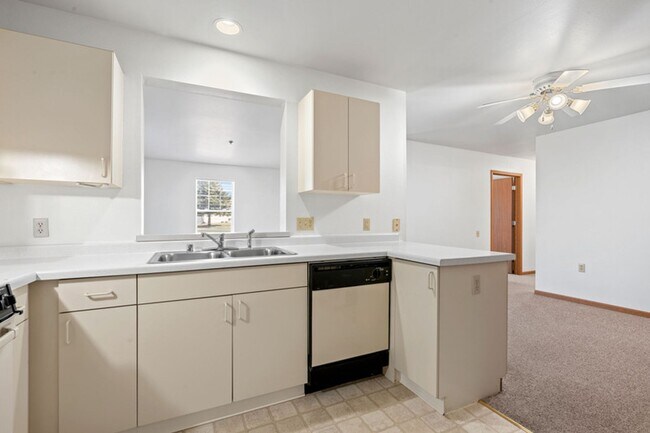 Photo - Hawthorne Senior Apartments