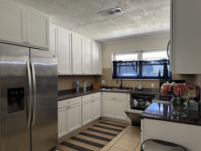 Photo - 1906 N 60th St
