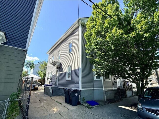 41 Joslin St Unit 3