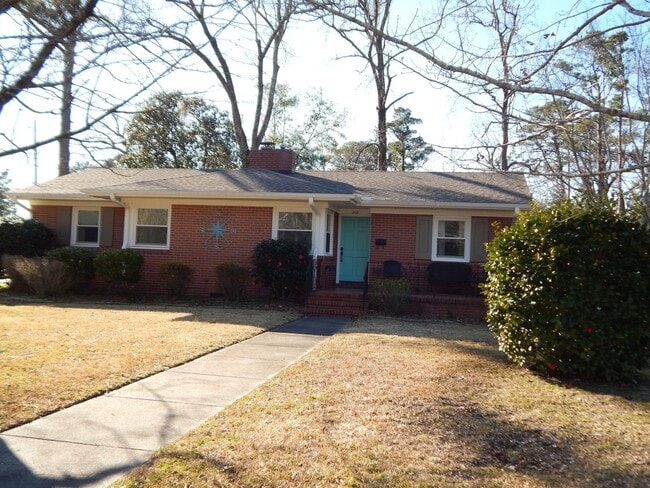 Building Photo - 210 Wayne Dr Rental