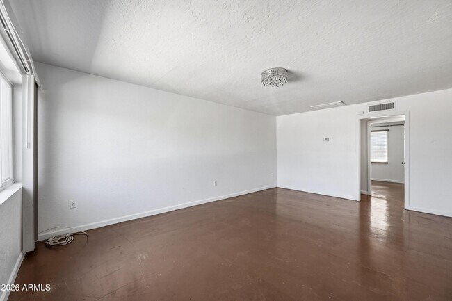 Photo - 4326 N 13th Pl Unit # B