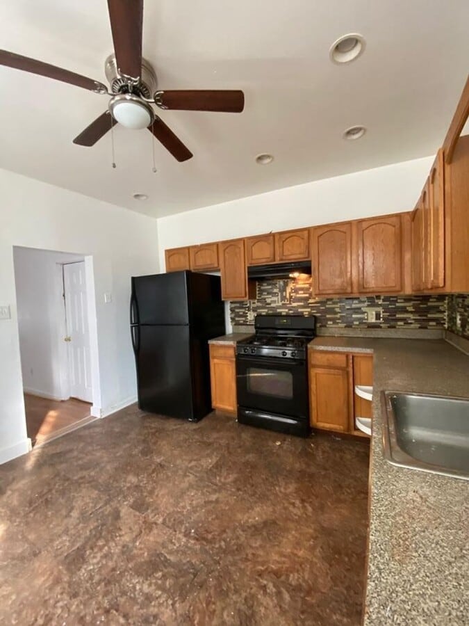 Photo - 4 bed 2 bath