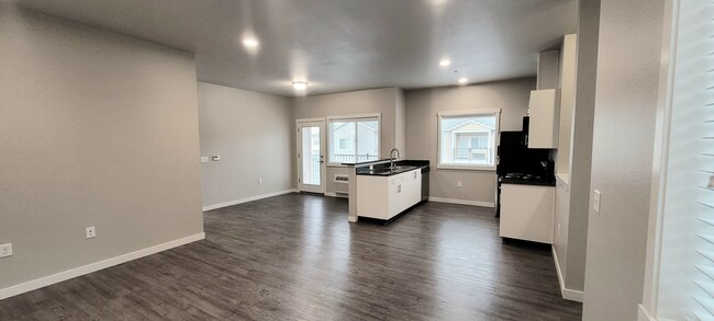 1x1 Berkeley - Cocina, Comedor, Sala de estar - Four Seasons Central