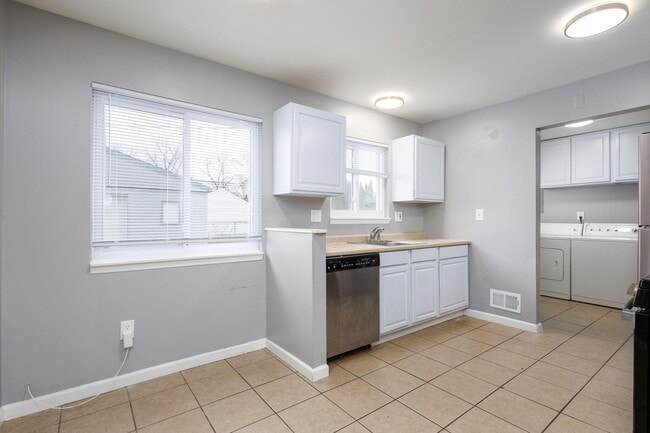 Photo - 13679 Sidonie Ave