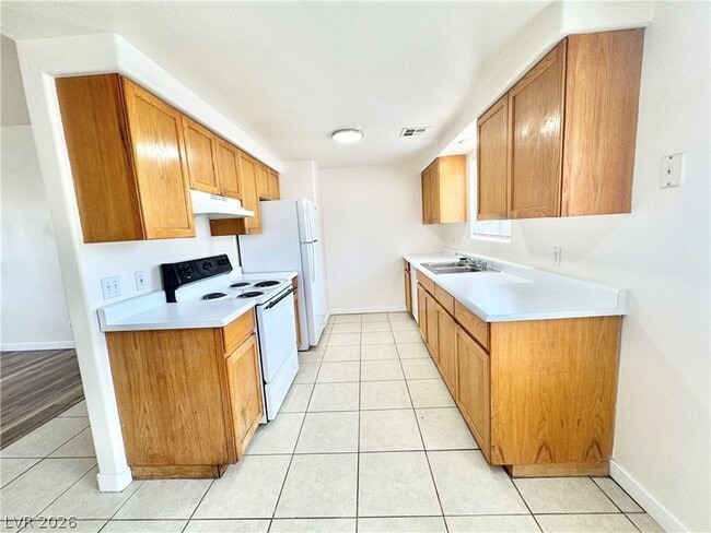 1827 E Calvada Blvd S Unidad 1