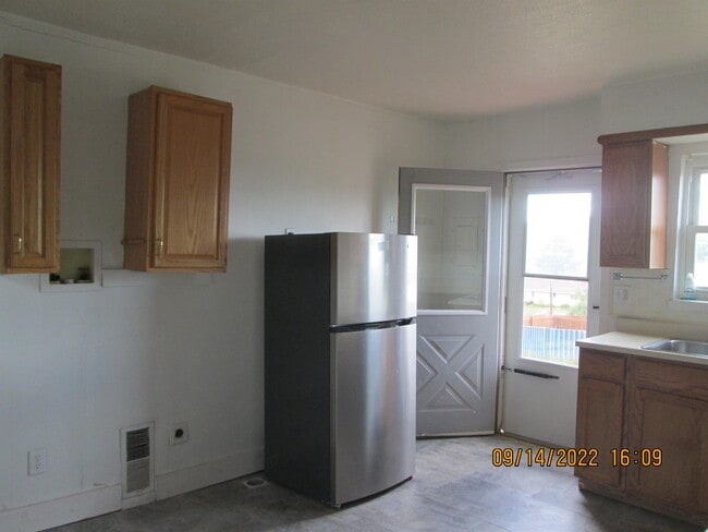 Photo - 116 S Burlington St