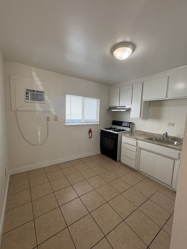 Photo - 1621 Sacramento Ave Unidad 2