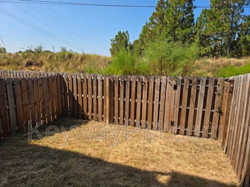 Photo - 930 Quaint Parish Cir