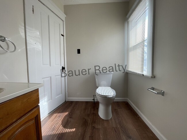 218 Dorchester St