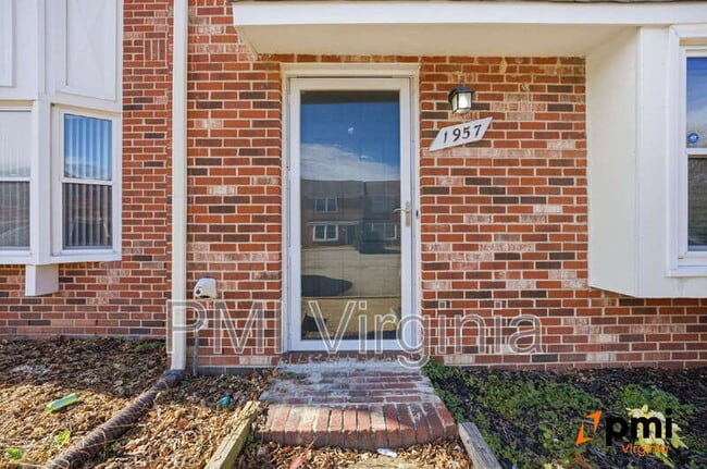 Photo - 1957 Darnell Dr