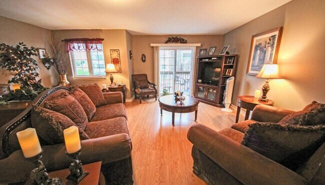 Photo - 100 Archibald Place