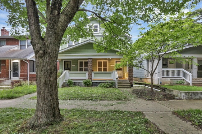 Photo - 1349 N 6th St