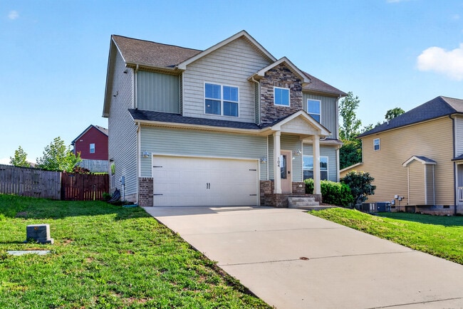 Photo - 104 Woodtrace Ct