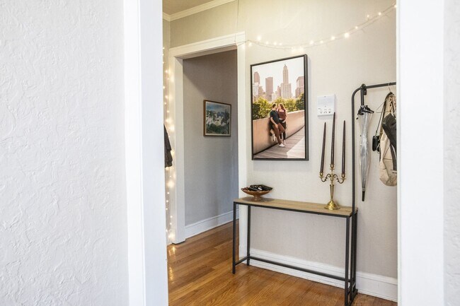 Photo - 1514 W Addison St Unidad 3E